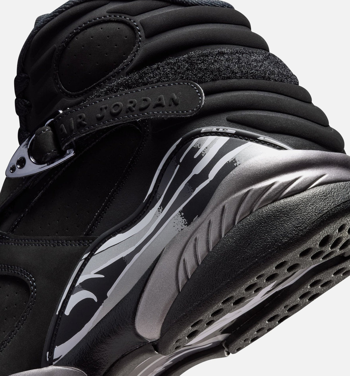 Air Jordan 8 Retro Chrome Black and Light Graphite Men's Lifestyle Shoe – Black / White / Light Graphite