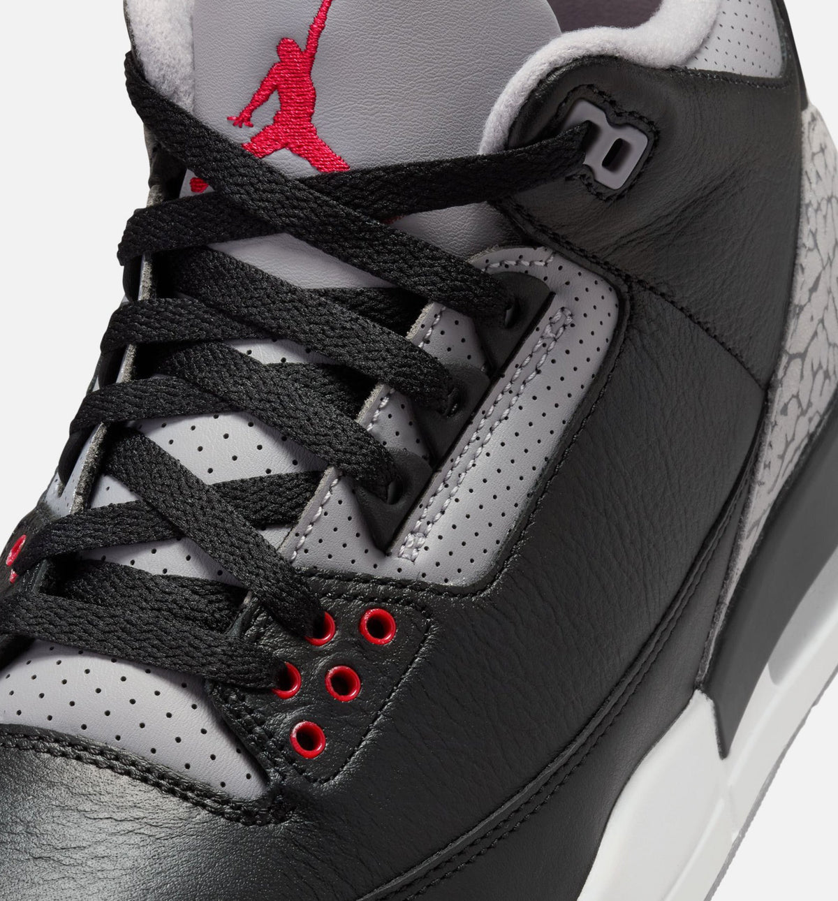 Air Jordan 3 Retro Black Cement Men's Lifestyle Shoe – Black / Fire Red / Cement Grey / Summit White