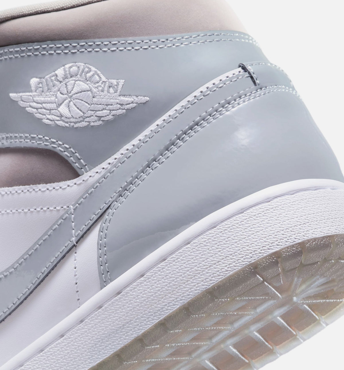 Air Jordan 1 Mid SE Cool Grey Men's Lifestyle Shoe – Cool Grey / Medium Grey