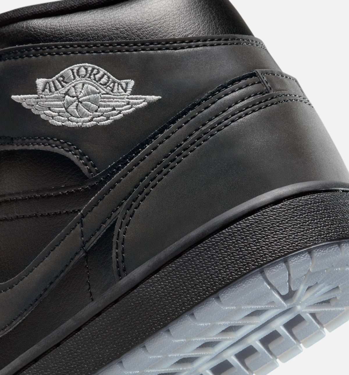 Air Jordan 1 Mid SE Men's Lifestyle Shoe – Black / Grey
