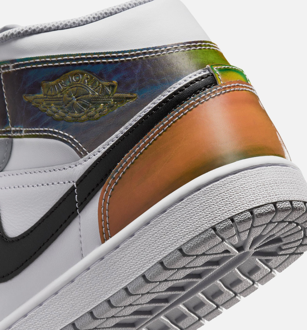 Air Jordan 1 Mid SE Men's Lifestyle Shoe – Black / White / Wolf Grey