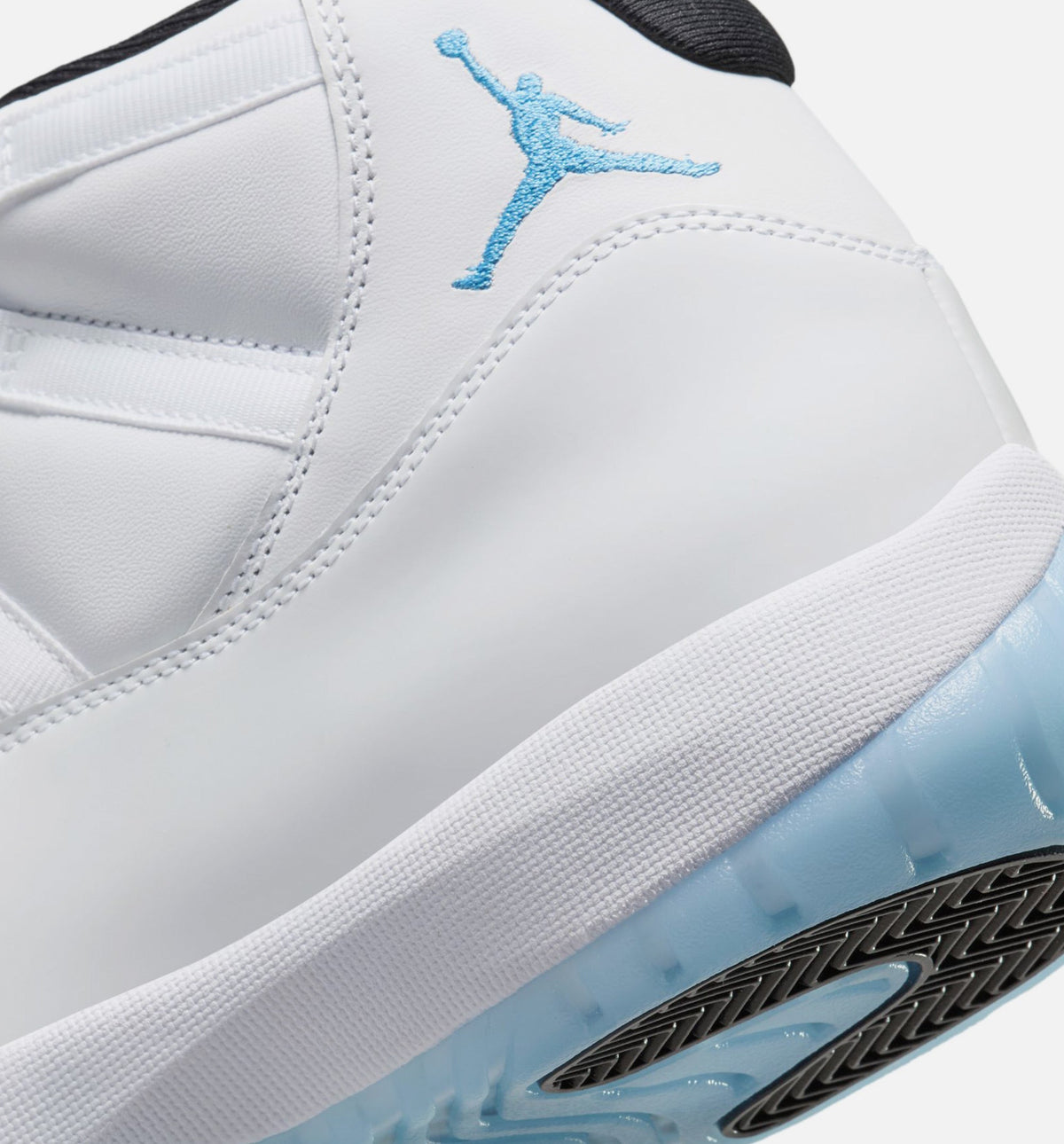 Air Jordan 11 Retro Legend Blue Men's Lifestyle Shoe – White / Legend Blue / Black