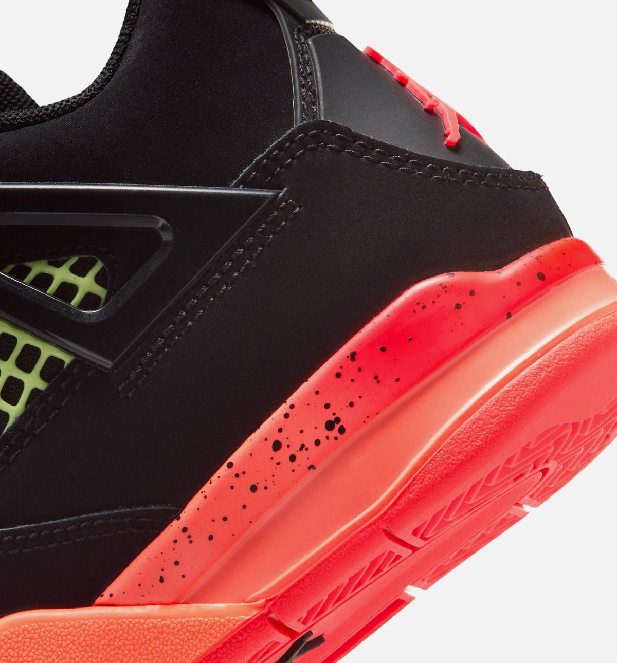 Air Jordan 4 Retro Black Infrared 23 Preschool Lifestyle Shoe – Black / Infrared 23 / Bright Mango