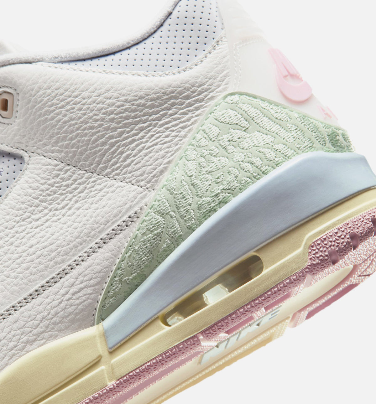 Air Jordan 3 Retro Sail and Jade Aura Men's Lifestyle Shoe – Sail / Jade Aura / Aura / Iced Carmine