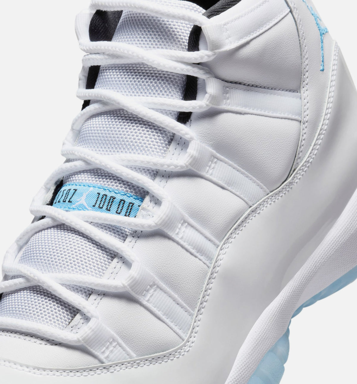Air Jordan 11 Retro Legend Blue Men's Lifestyle Shoe – White / Legend Blue / Black