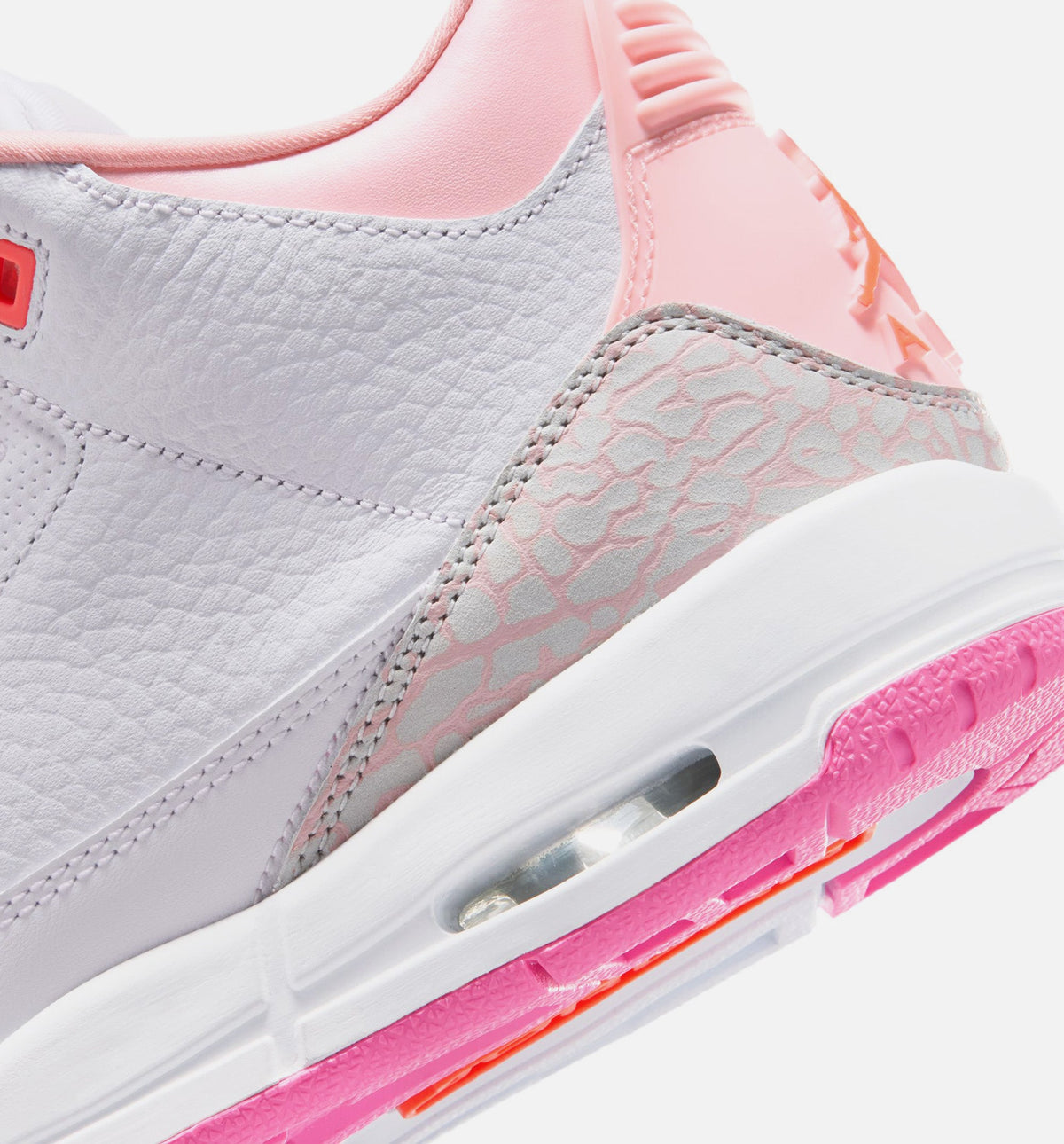 Air Jordan 3 Retro Spring Flowers Grade School Lifestyle Shoe – Pearl Pink / Pink Bloom / Pink Glow / Hyper Orange