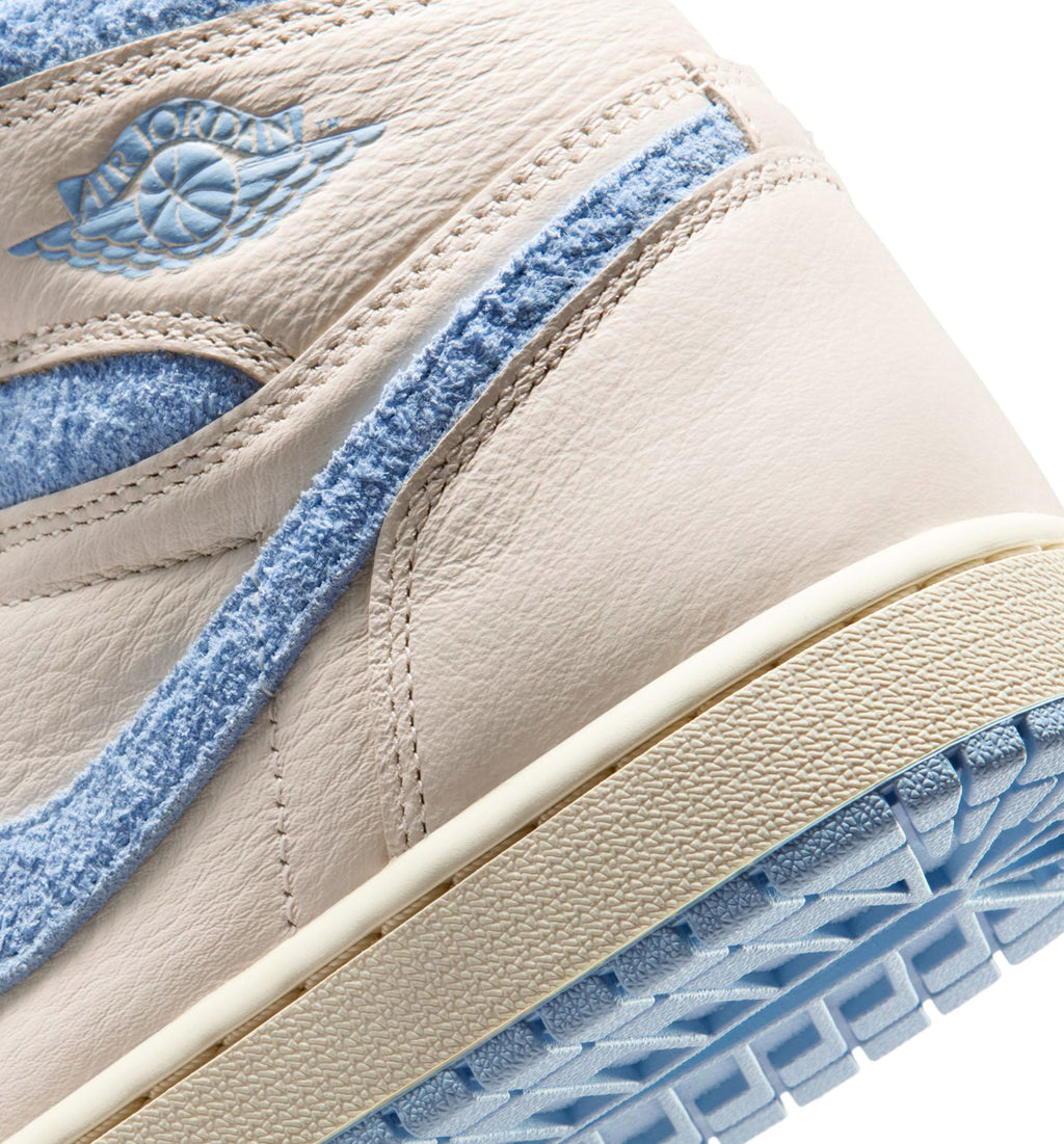 Air Jordan 1 Retro High OG Psychic Blue Women's Lifestyle Shoe – Pale Ivory / Psychic Blue / Coconut Milk